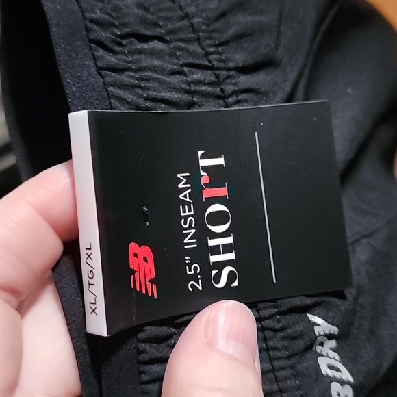 NWT XL New Balance running shorts, black - Picture 6 of 6